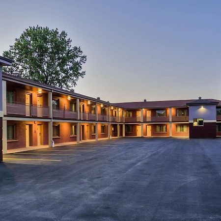 Aarya Hotel By Niagara Fashion Outlets Niagara Falls Extérieur photo