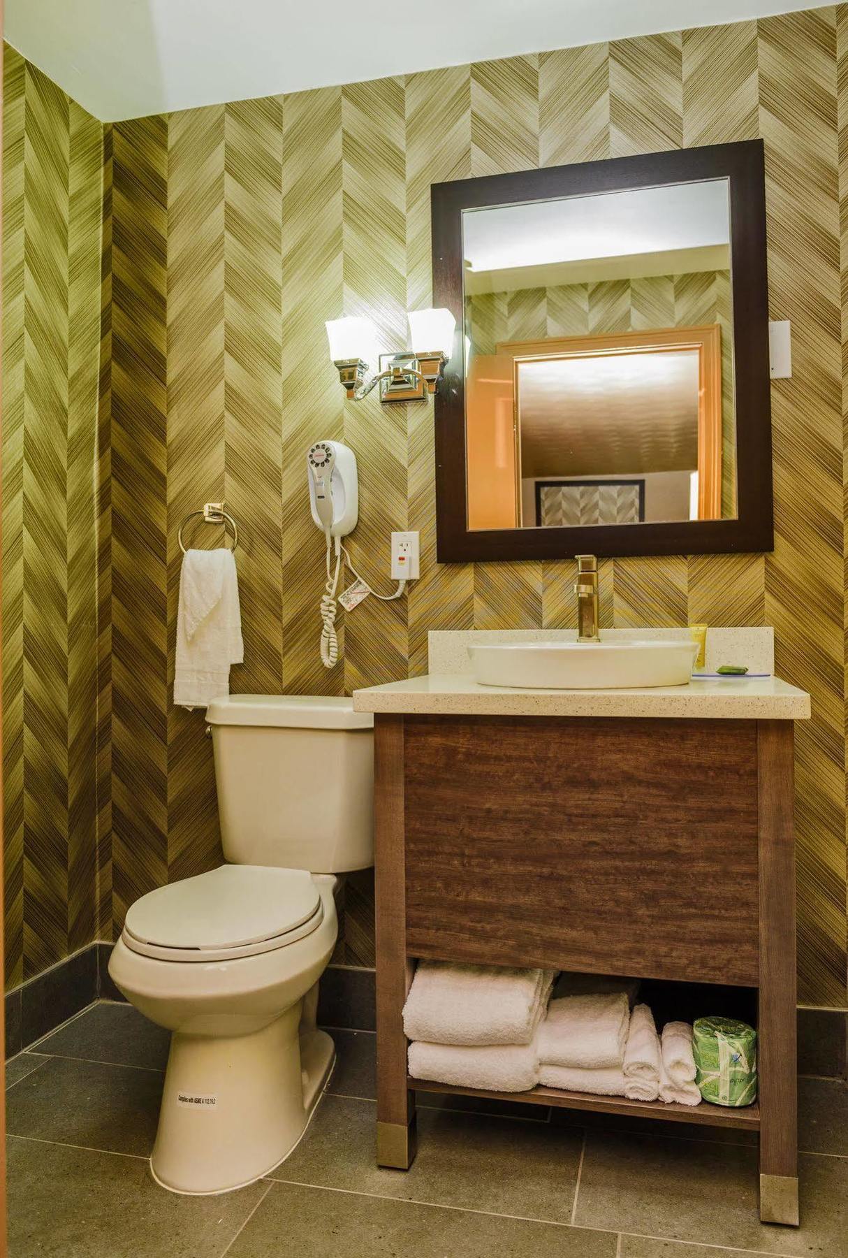 Aarya Hotel By Niagara Fashion Outlets Niagara Falls Extérieur photo